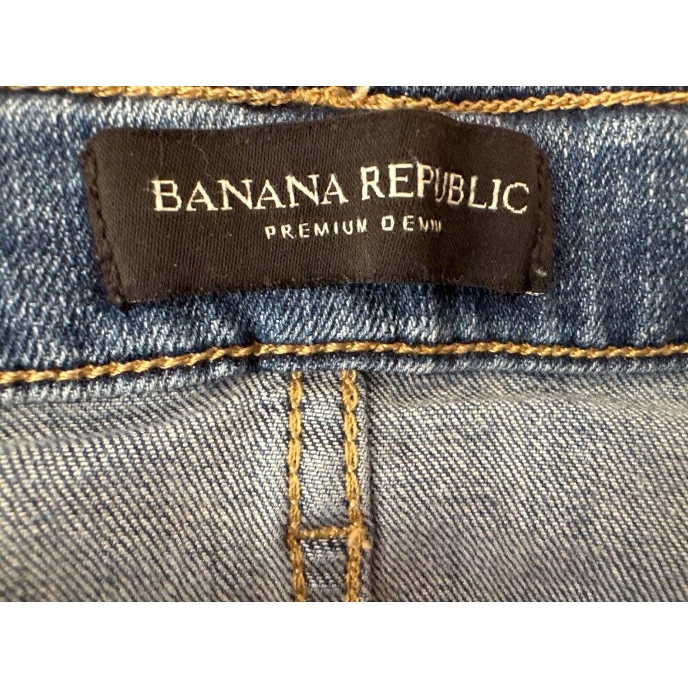 2/$30 Banana Republic Denim Shorts Size 27 Frayed Hem Stripe Detail - Picture 4 of 10